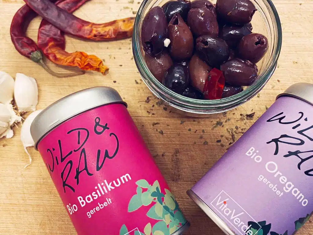 Pikanter Kalamata Oliven Snack