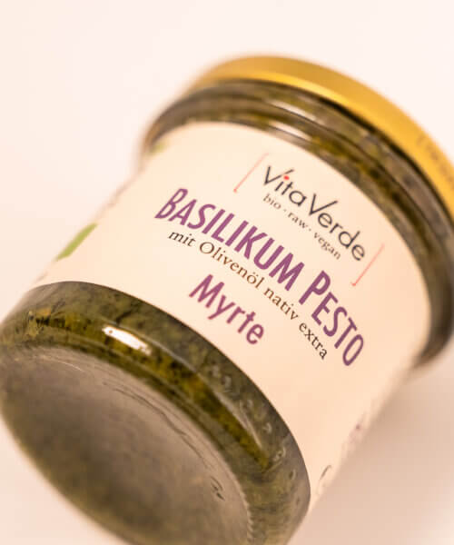 Vita-Verde-Bio-Basilikum-Pesto-Myrte-Heldenkraut.2-scaled